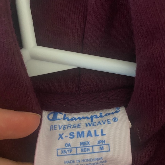 Champion Maroon Hoodie Women’s XS - Picture 2 of 4
